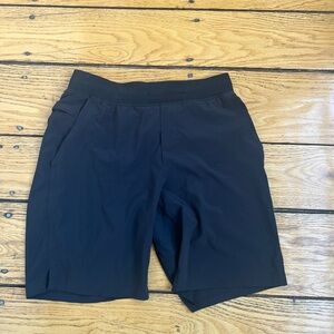 Lululemon Men's License to Train Black Shorts Medium